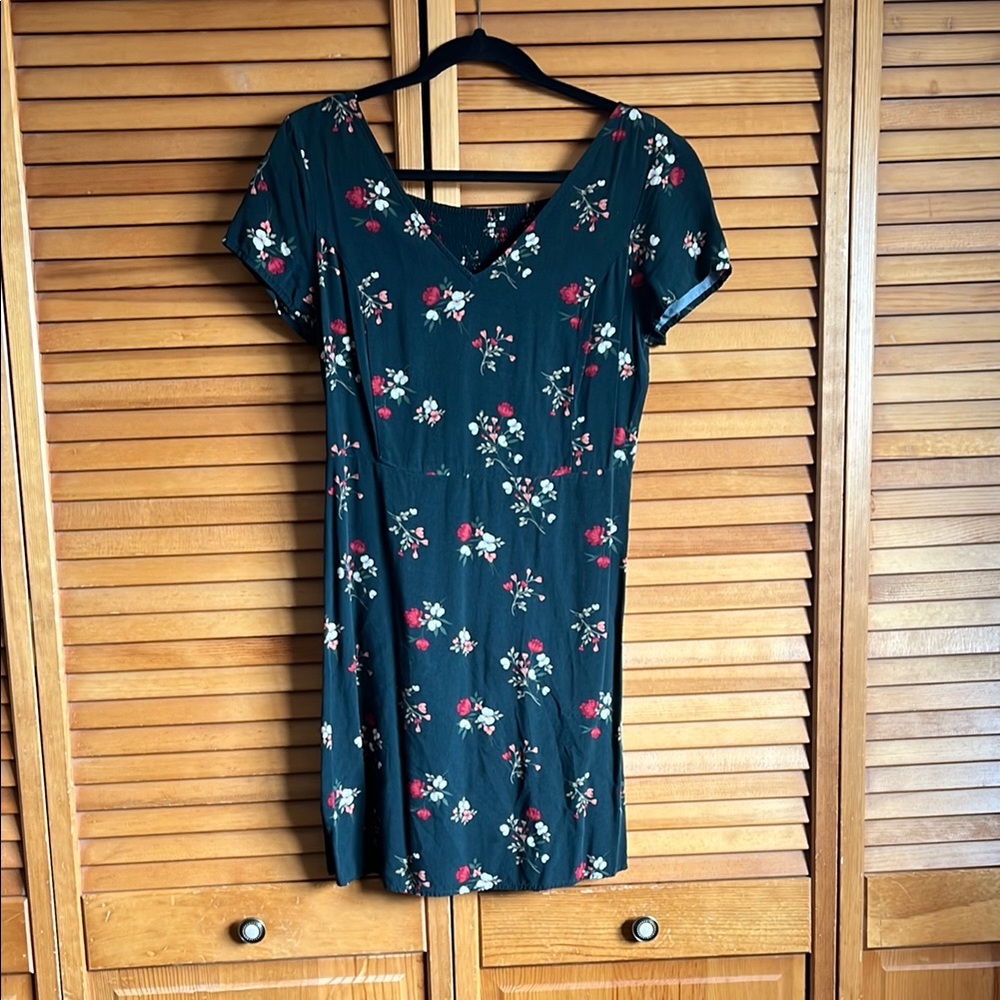 Old Navy Floral Green Dress